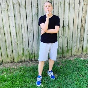 Meet your Posher, Jonathan